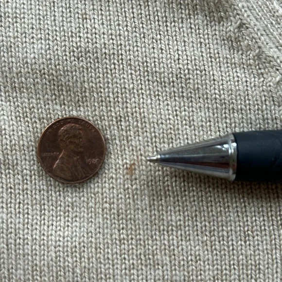 J. CREW VTG silk / cashmere v neck beige sweater sz LARGE. made in Hong Kong - Picture 8 of 9